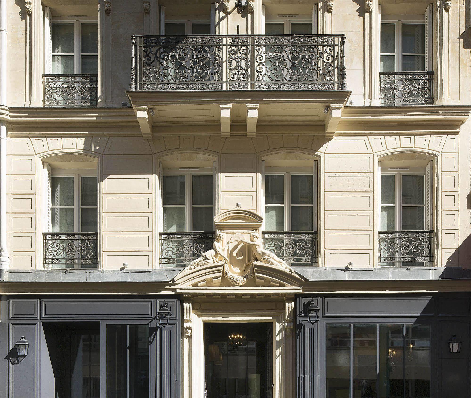Les Plumes Hotel Parijs Buitenkant foto